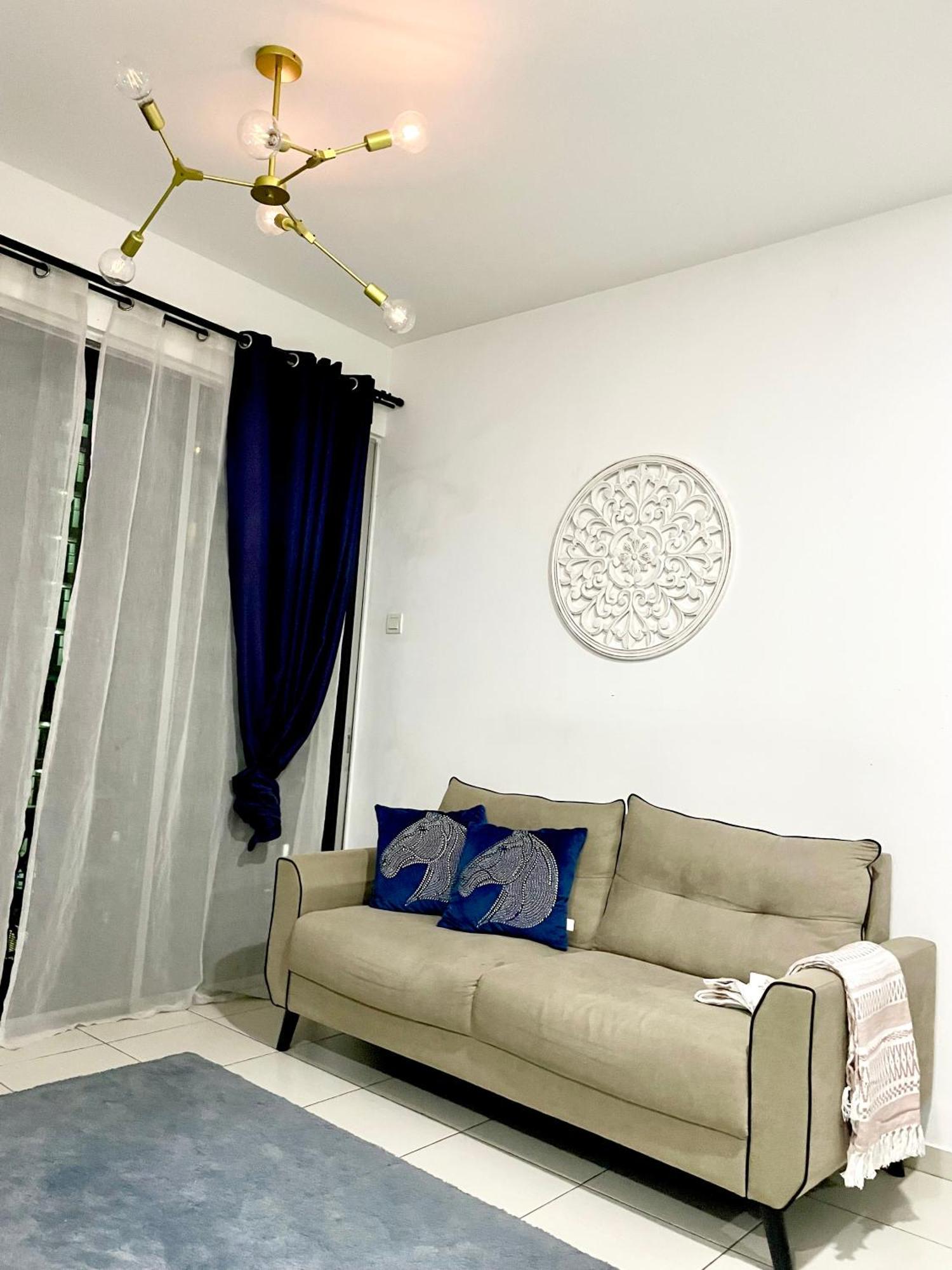 Cosmo Maison Damansara Damai Kültér fotó